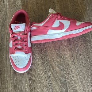 Selling Pink Nike Dunks
